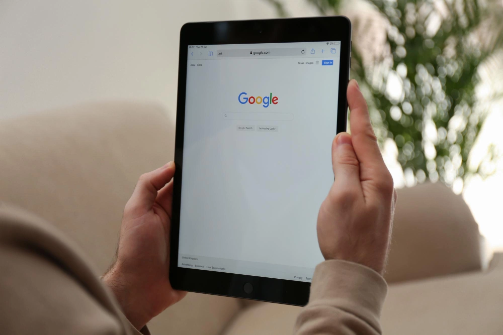 google-haku-tabletilla Google-haku tabletin näytöllä